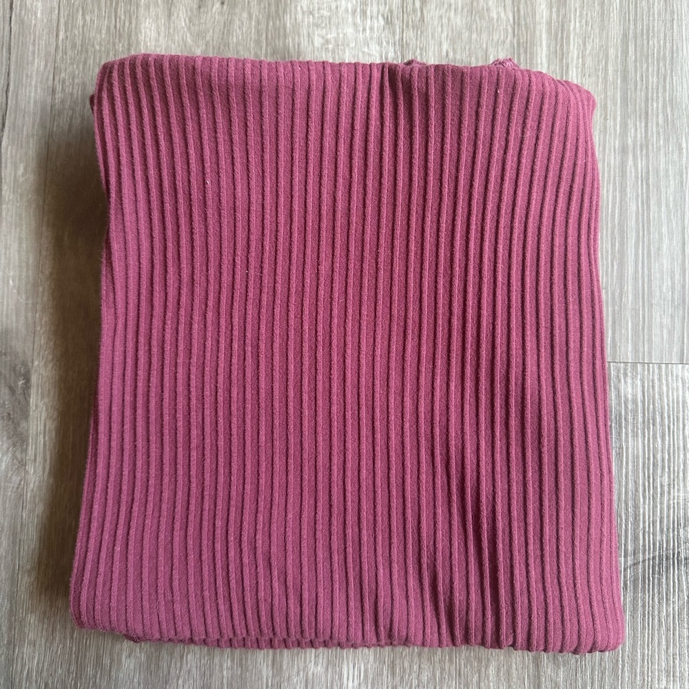 Ribbed organic cotton Kate Quinn swaddle blanket
